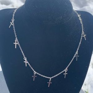 Dainty Cross Necklace✝️
